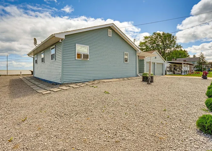 Serene Lakefront Standish Home W/ Fire Pit & Grill
