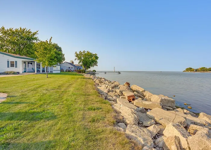 Waterfront Bay City Home W/ Dock & Boat Launch!